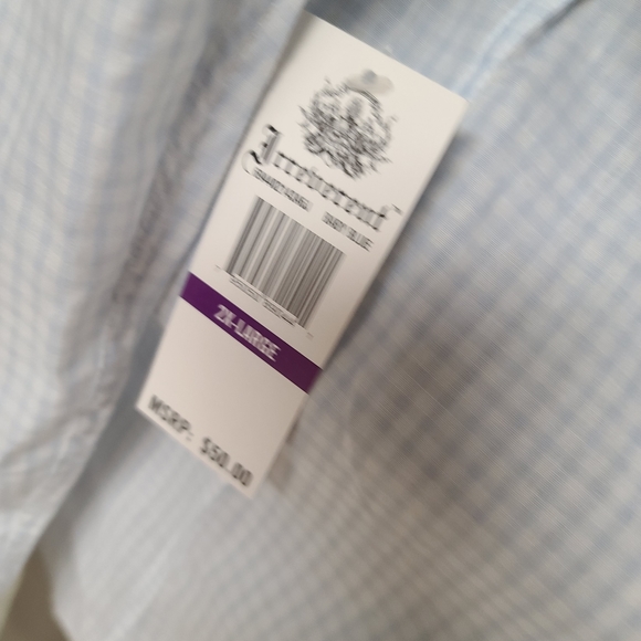 NWT IRREVERWNT BUTTON DOWN - Picture 8 of 10